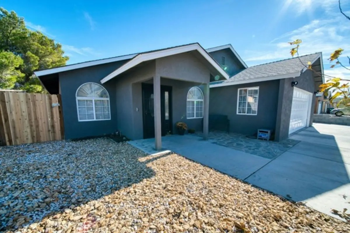 What Most Contractors Miss During Crawl Space Assessments